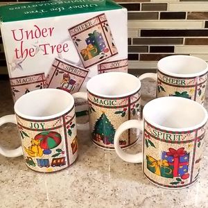 Vintage Livingquarters holiday mug set